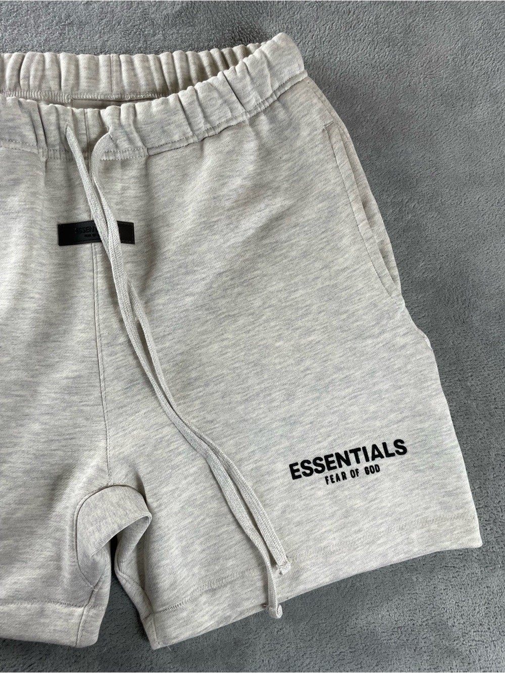 Fear of God Essentials Shorts Gray Cotton Polyester Fleece, Pockets Drawstrings - Picture 4 of 14